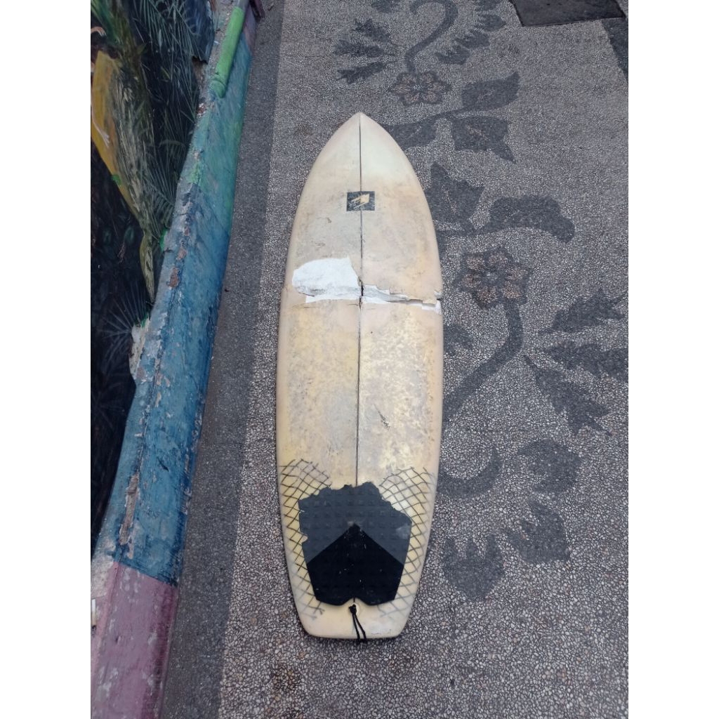 Papan Surfing Second, Papan Surfing Murah,Papan Surfing Dekorasi