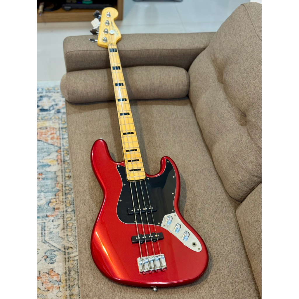 Squier by Fender Jazz Bass Vintage Modified made in Indonesia