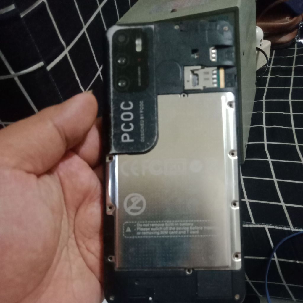 mesin hp cina mirip Poco normal garansi