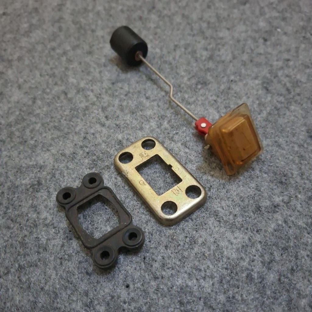 Pelampung Plampung Indikator Amper Tangki Bensin V80 Yamaha V80 V 80 Tahun 1980-1982 Asli Original N