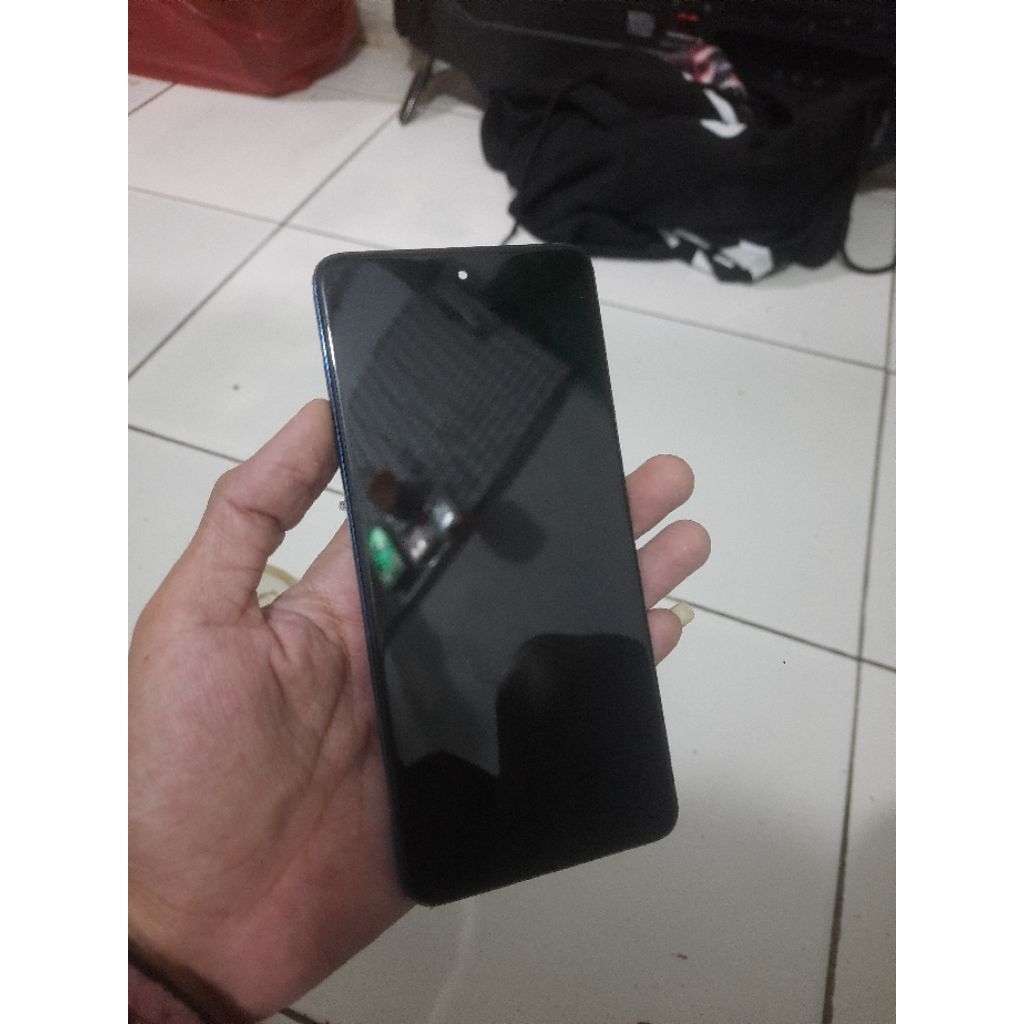 lcd poco x3 pro minus layar aga kuning