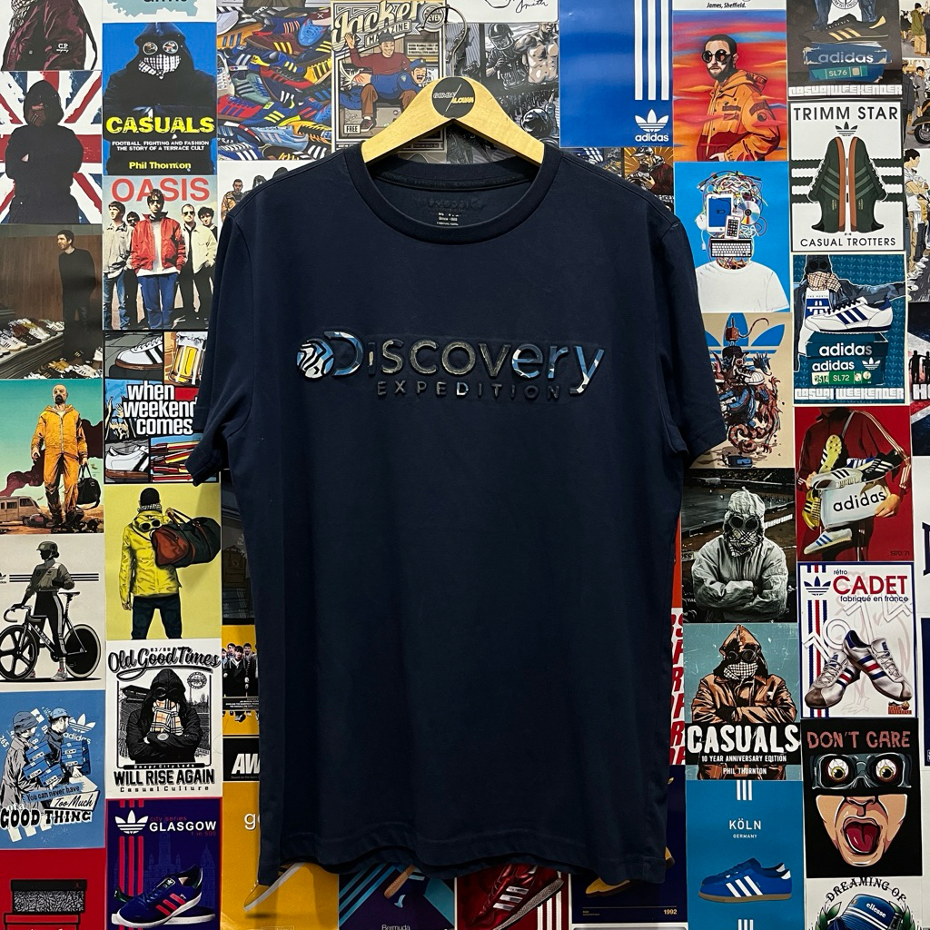 T-Shirt / Kaos Oblong / Vintage / Second / DISCOVERY