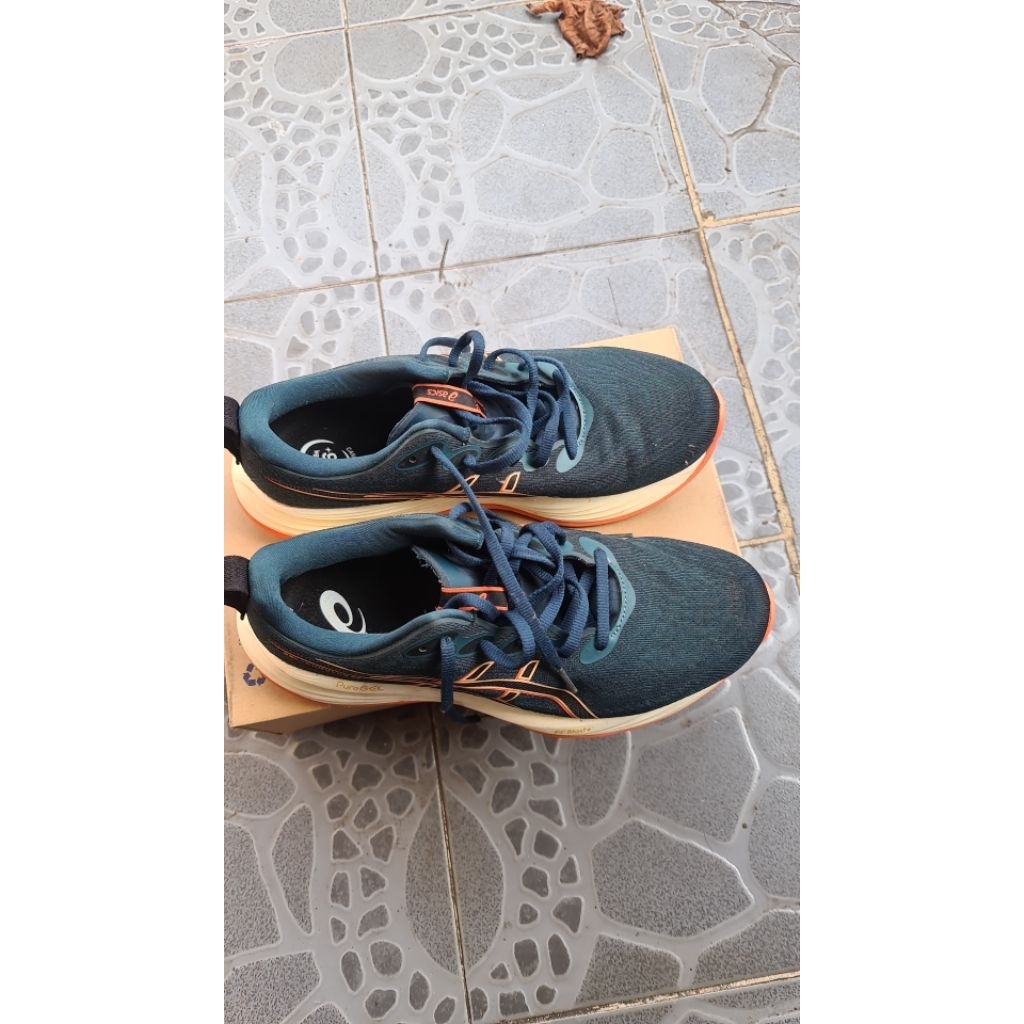 asics gel cumulus 27  size 42.5(27cm)