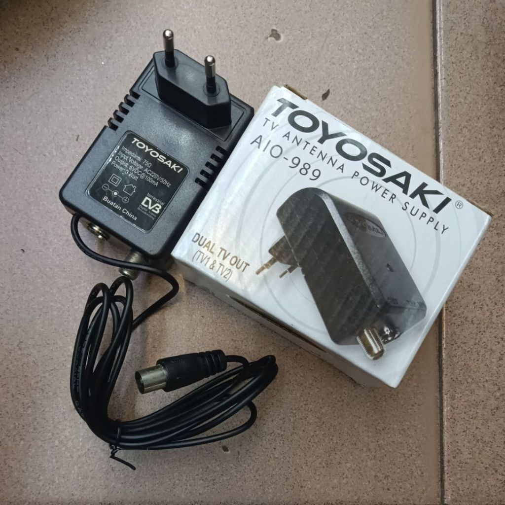 adaptor power antena toyosaki