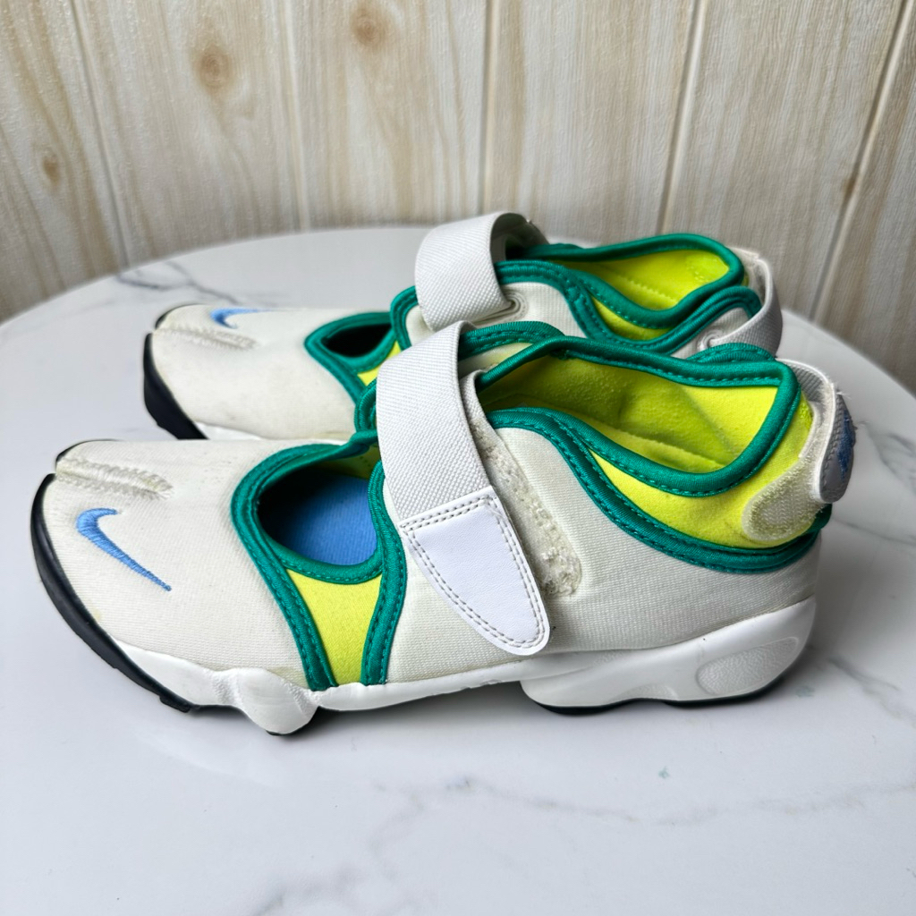 NIKE AIr Rift Preloved Size 39