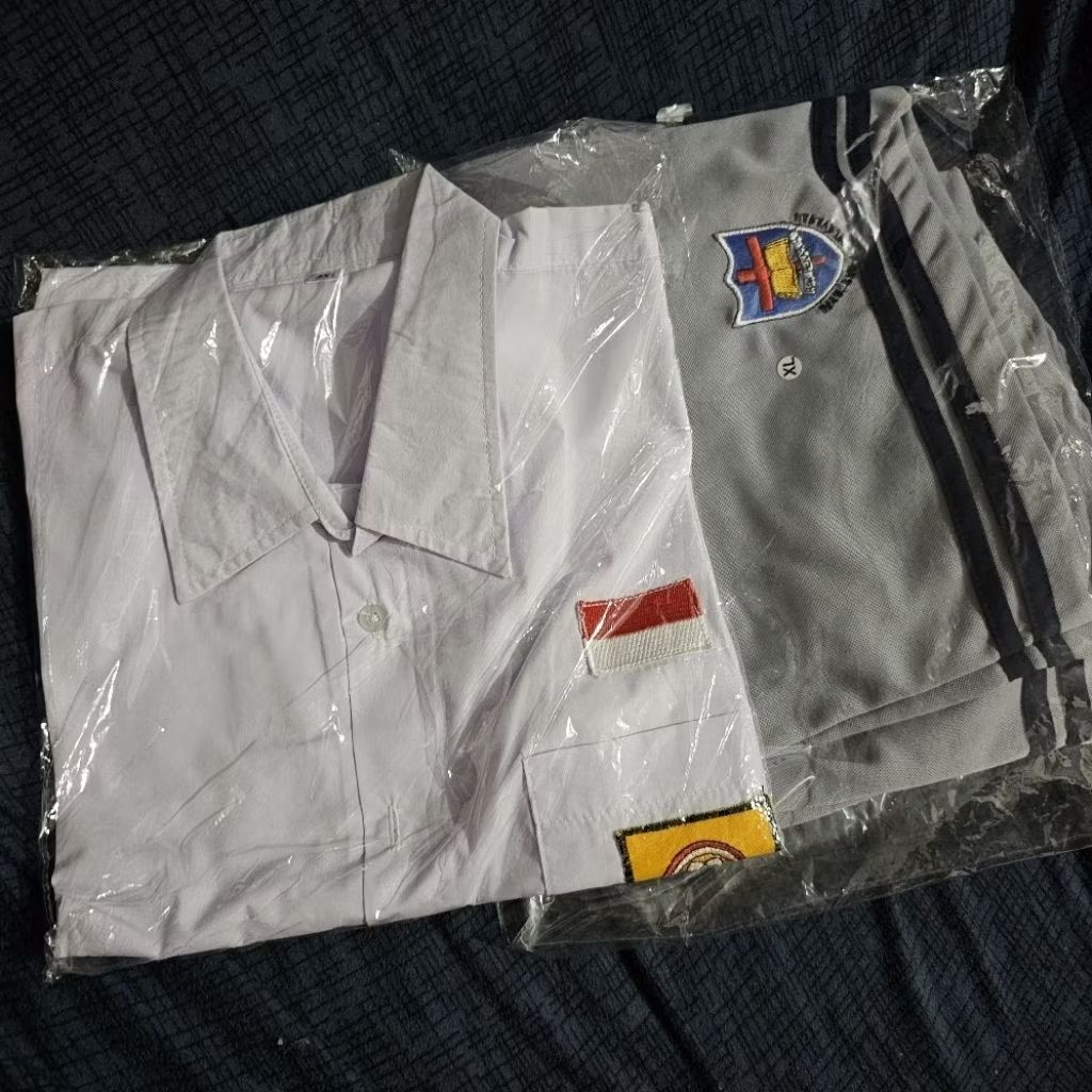 Seragam SMP BPK Penabur KONDISI BARU