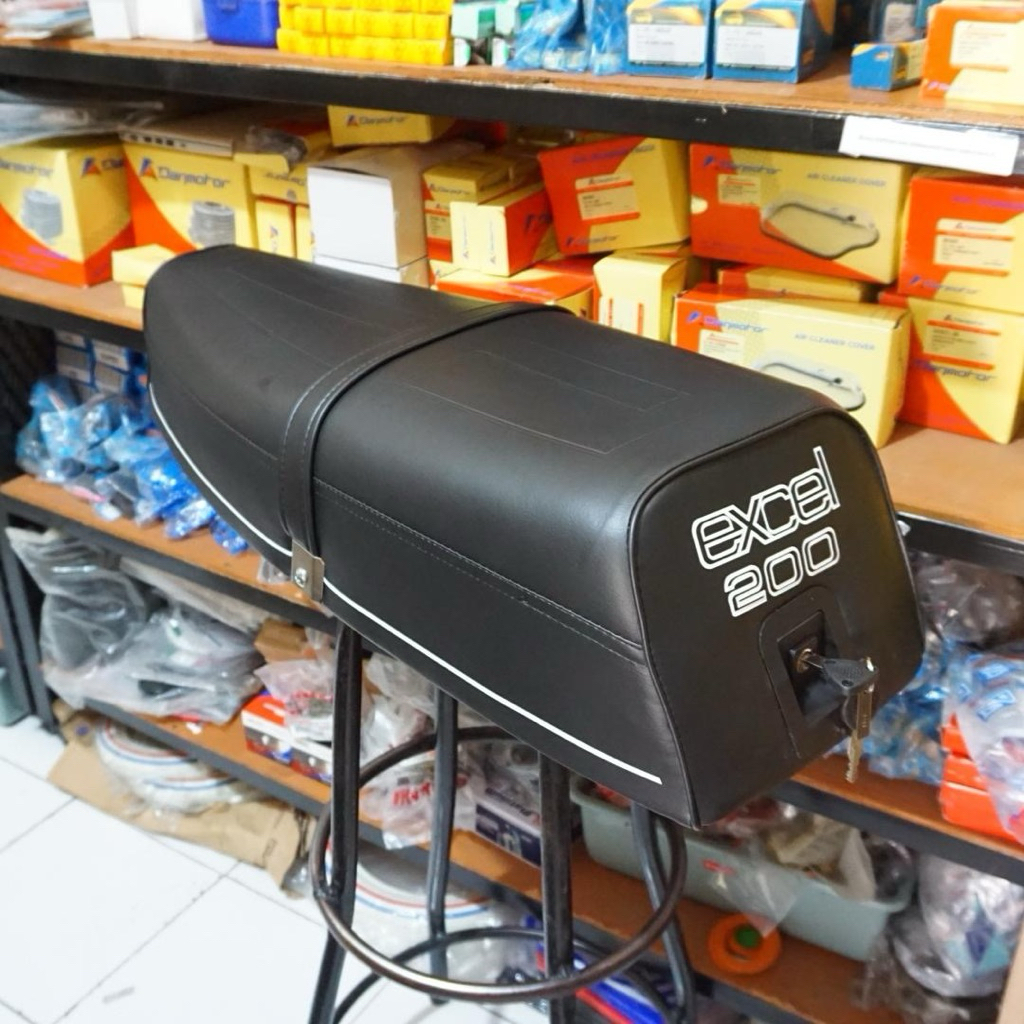 Jok Vespa Excel 200 Original MG Set Kunci