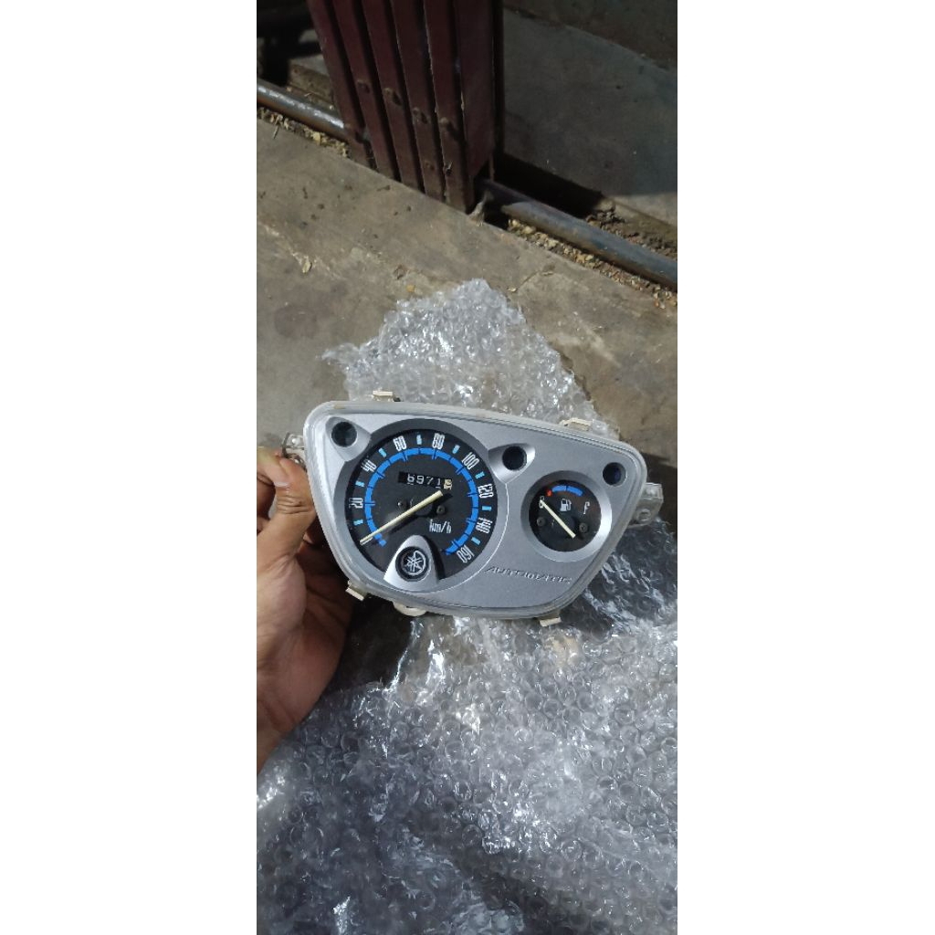 speedometer nouvo