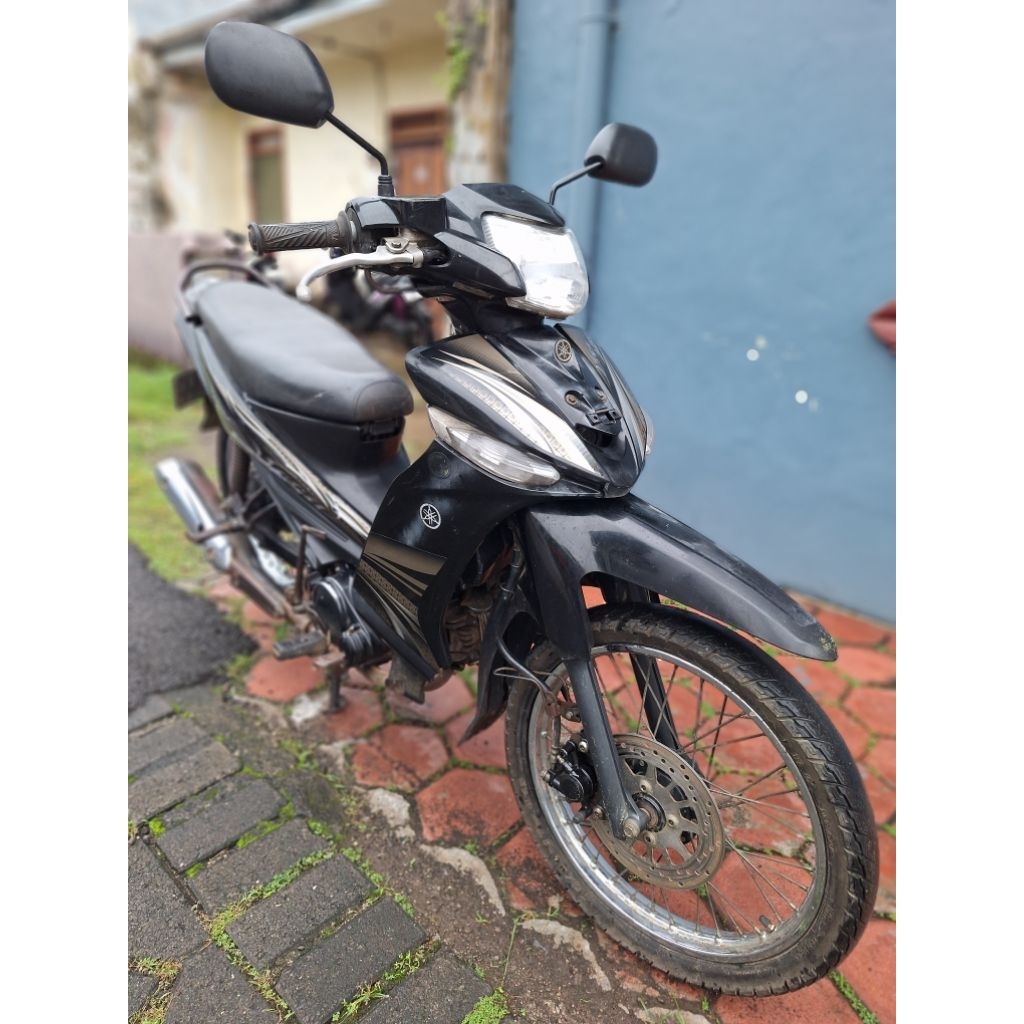 Sepeda Motor Yamaha Vega ZR 2011