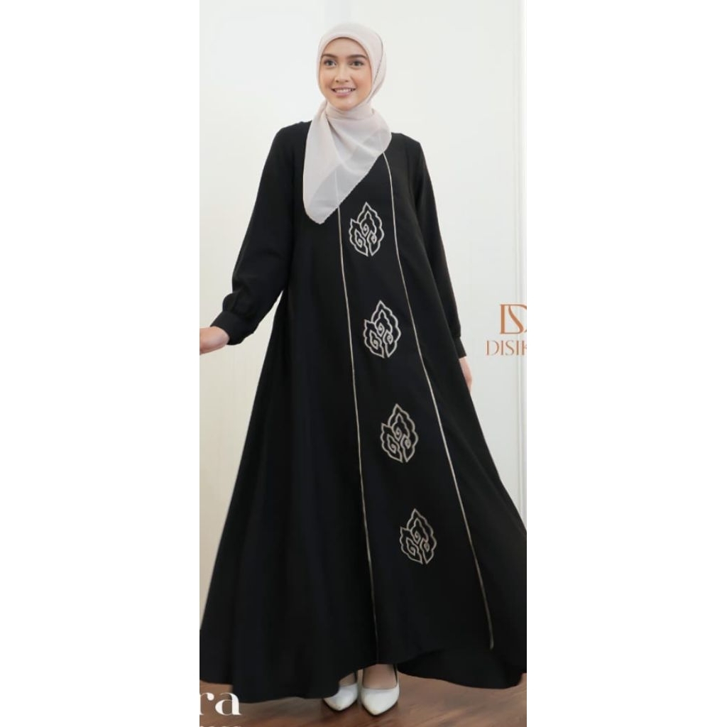 Mahira Dress by Disiko