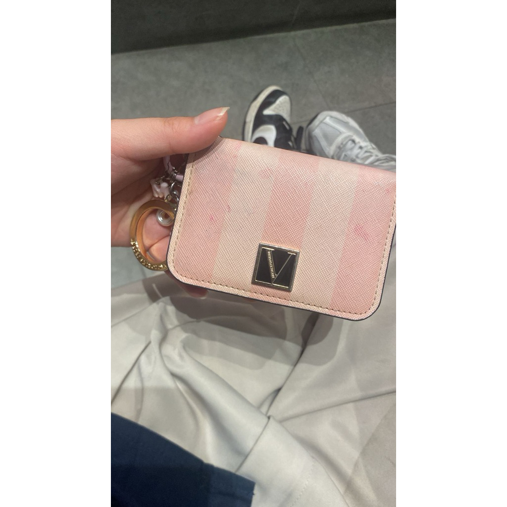 [Preloved] dompet victoria secret