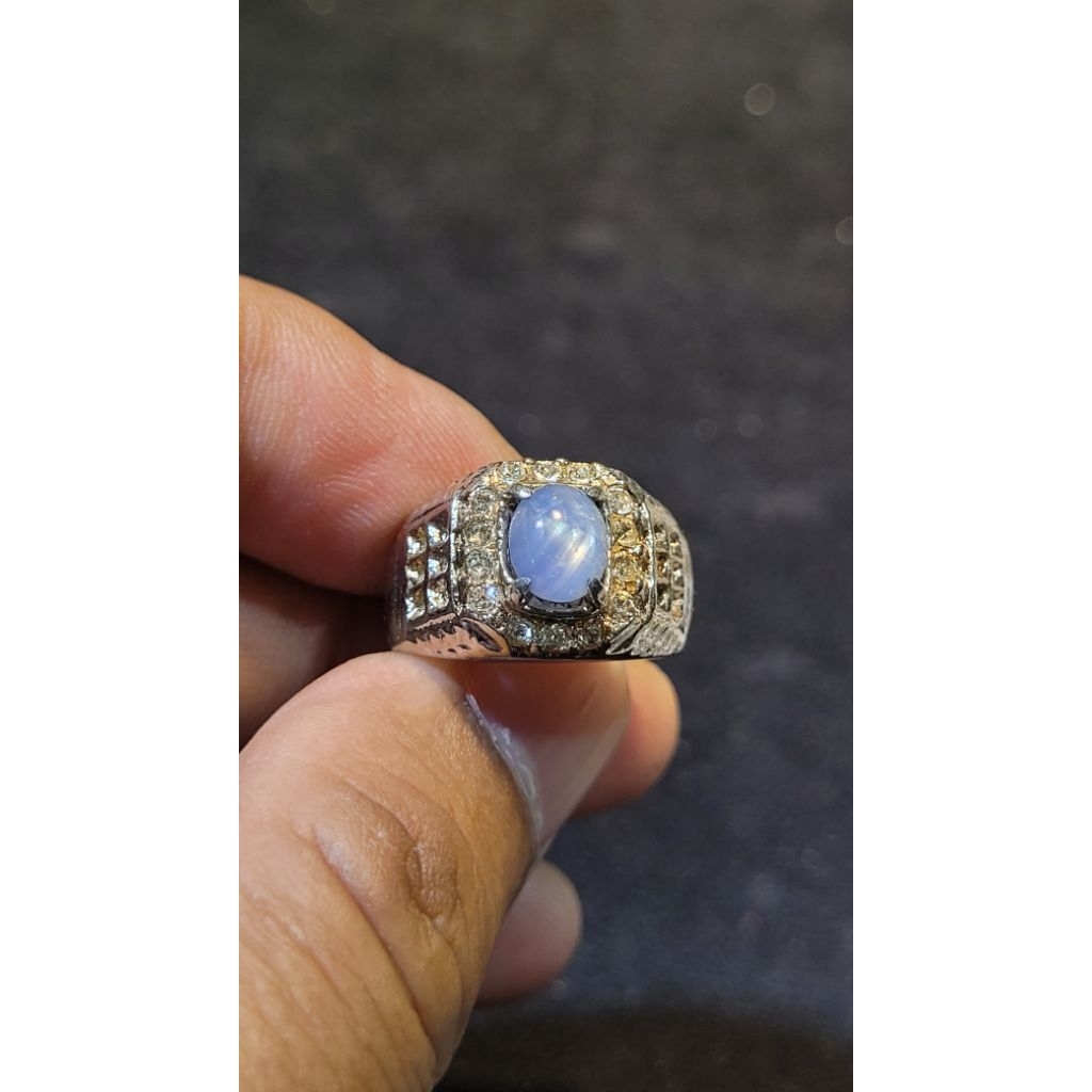 Natural Blue star sapphire Burma est. 2.00ct