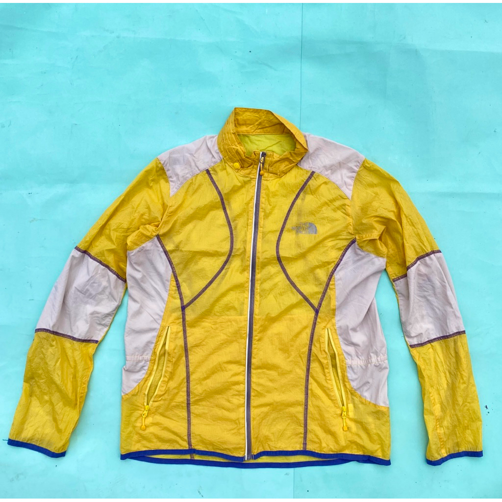 Jaket Running TNF Yellow