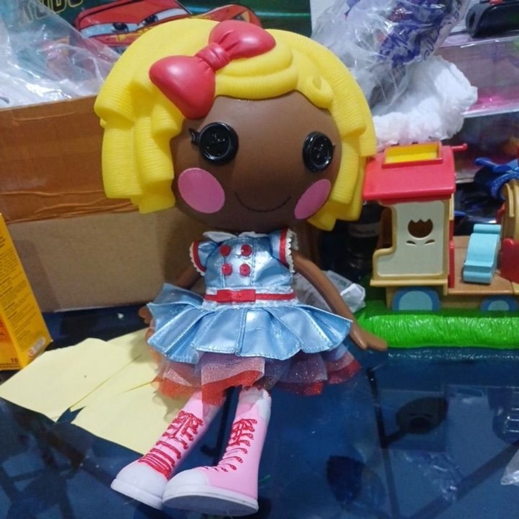 lalaloopsy besar
