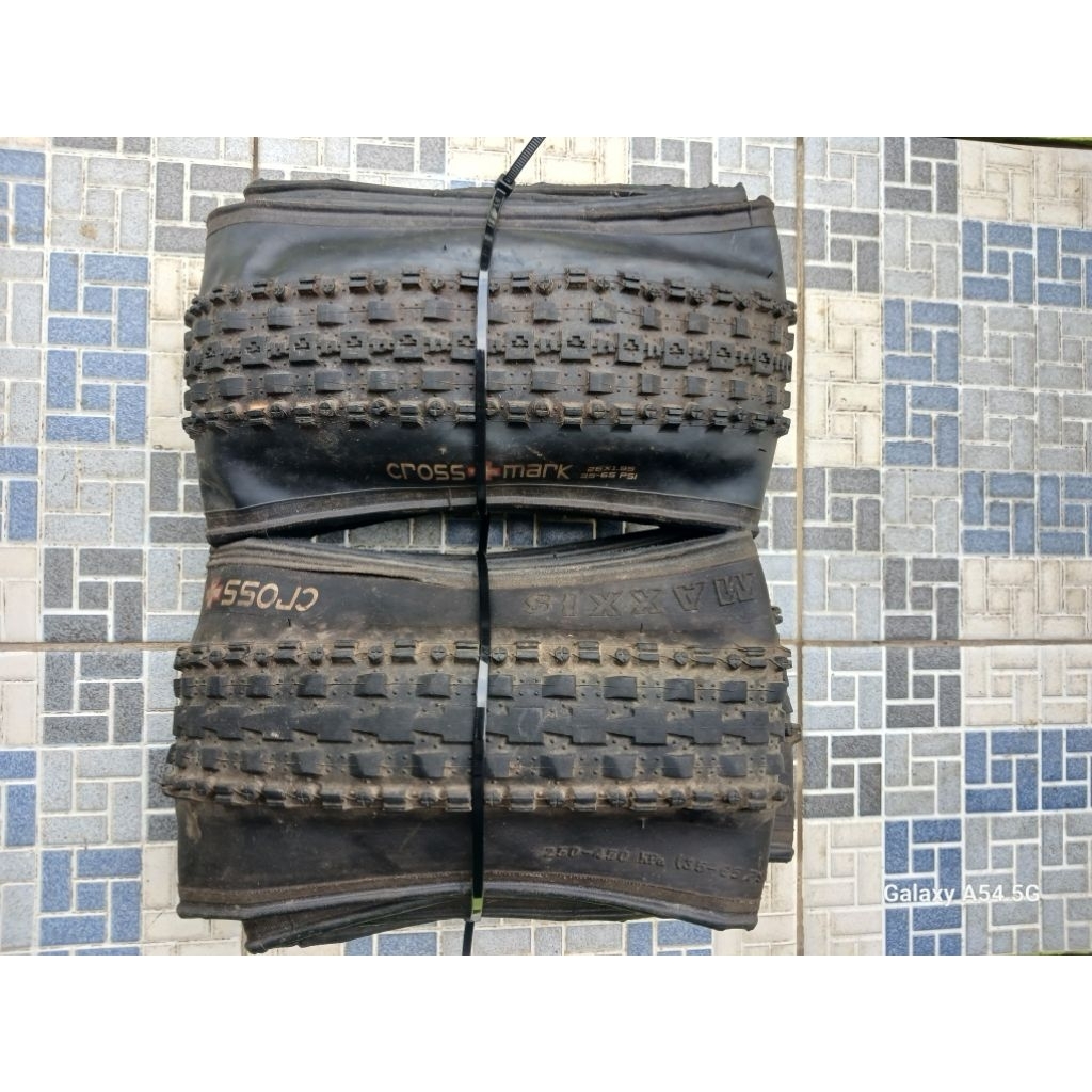 ban sepeda maxxis Crossmark 26 x 1.95