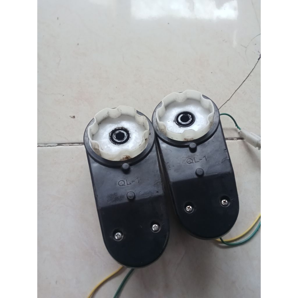 2 Pcs Dinamo Roda Gigi Motor Listrik Anak-anak 6V