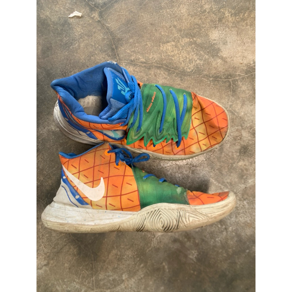 [preloved] sepatu basket nike kyrie 5 pineapple house series 2019 murah brand second - bekas