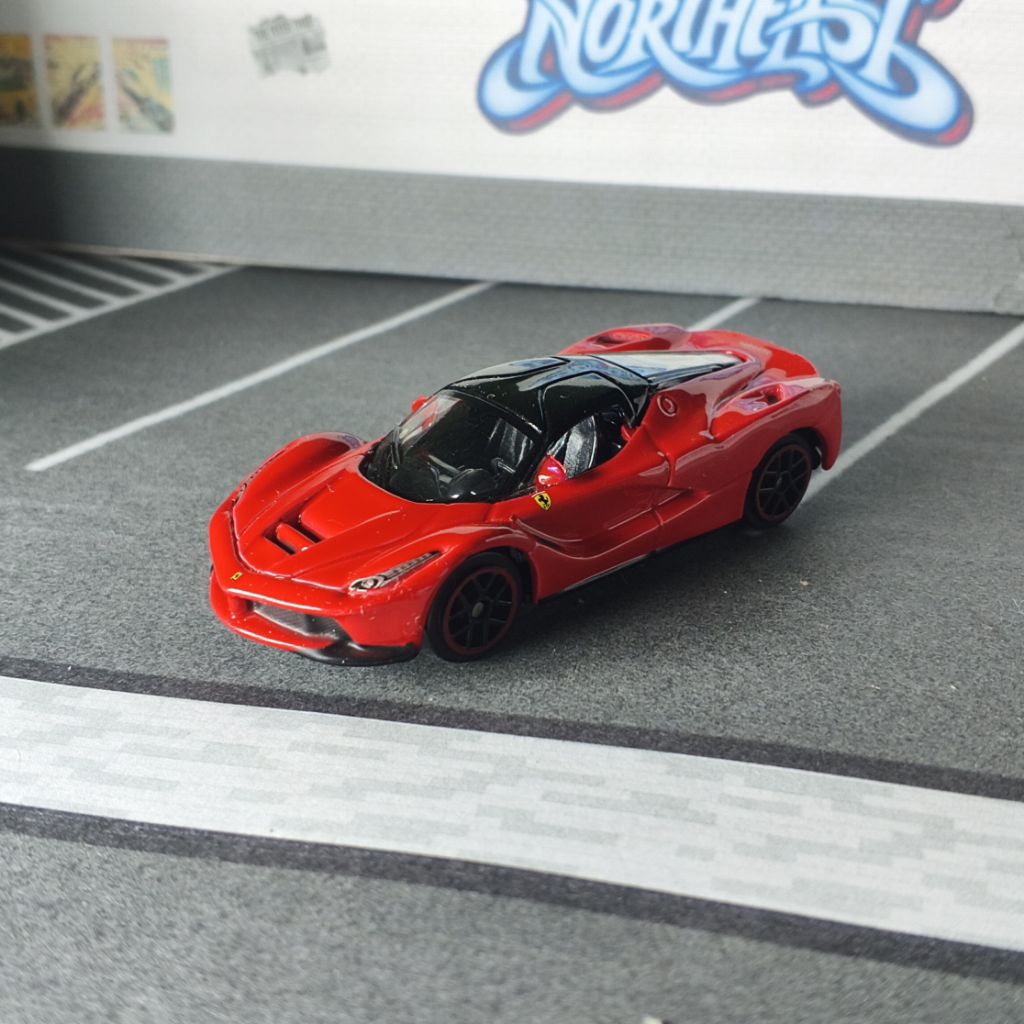 Diecast Burago LaFerrari 1/64 Merah Loose