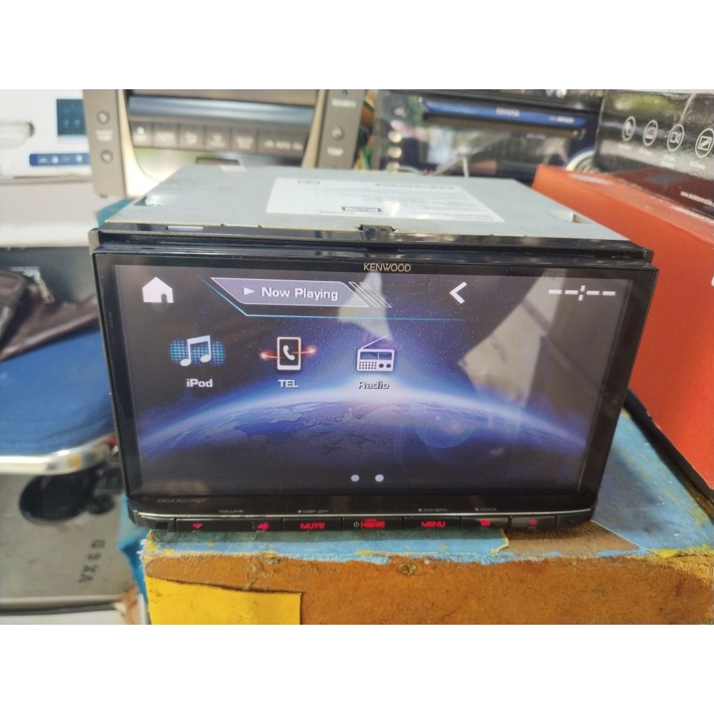 Double Din Kenwood DDX-7017BT Bekas