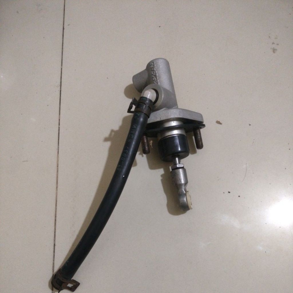 MASTER KOPLING ATAS WULING CONFERO ORIGINAL 8330130