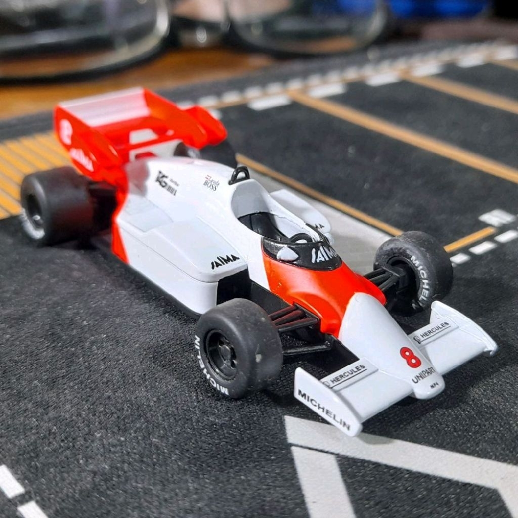 Kyosho McLaren MP4/2 #8 Niki Lauda (UNIT ONLY)
