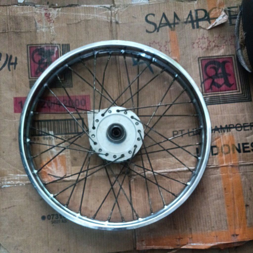 pelek depan supra x 125 depan jari jari