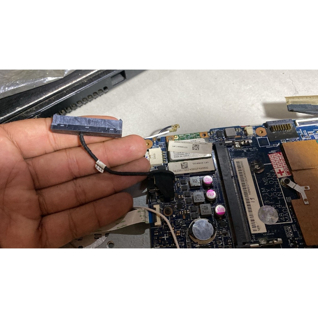 Konektor Hardisk Acer v5-131