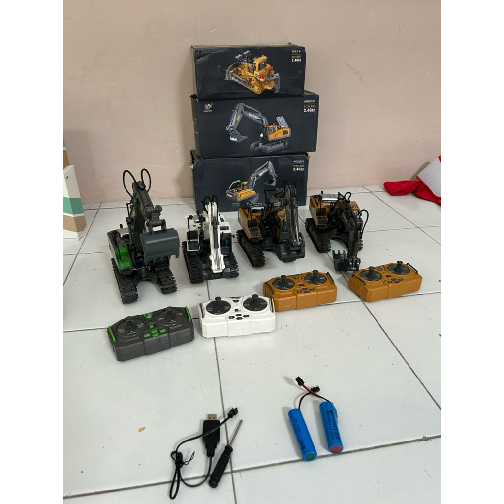 Excavator Preloved pemakaian pribadi