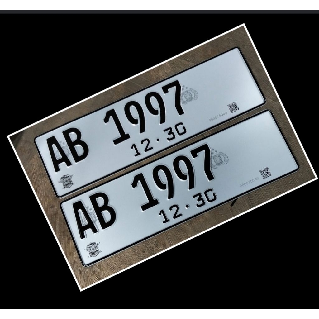 plat nomor mobil reflektif barcode scanner