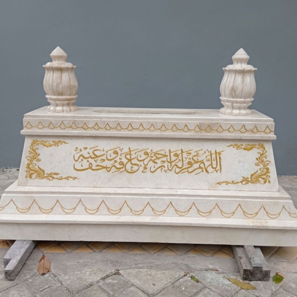 Kijing Makam Marmer Putih Premium | Nisan Kuburan Mewah Ukir Kaligrafi