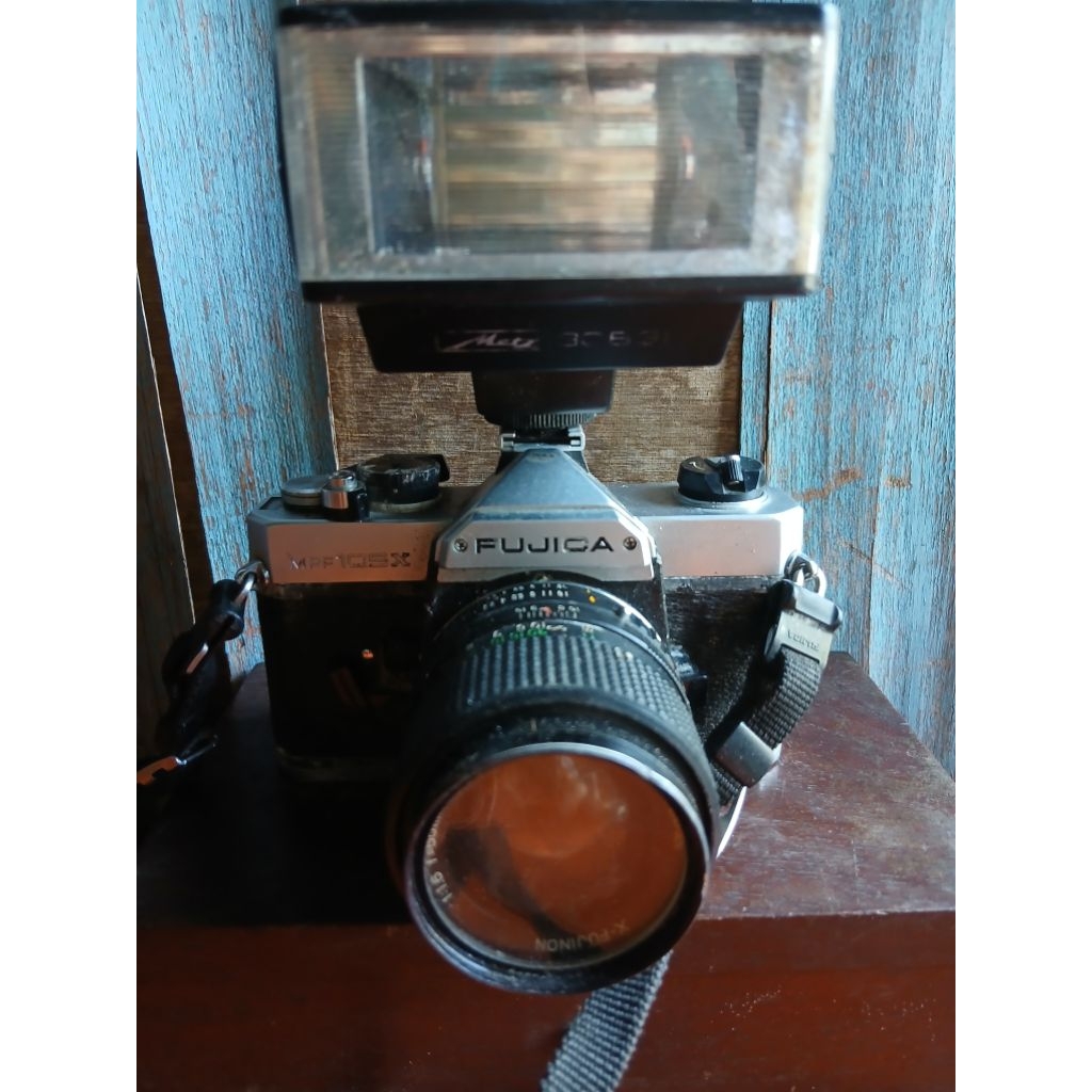 Kamera kokang tdk jln Fujica MPF 105X blitz 455rb jadul antik vintage lawas kuno  display dianggap m