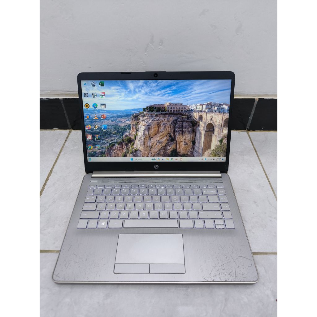 HP 14S AMD A4 9125 RAM 4GB SSD 128GB