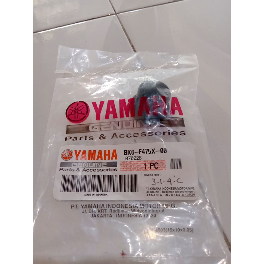 Karet Tutup Baut Jok Belakang R15 R15 VVA V3 Original Asli Yamaha BK6-F475X-00