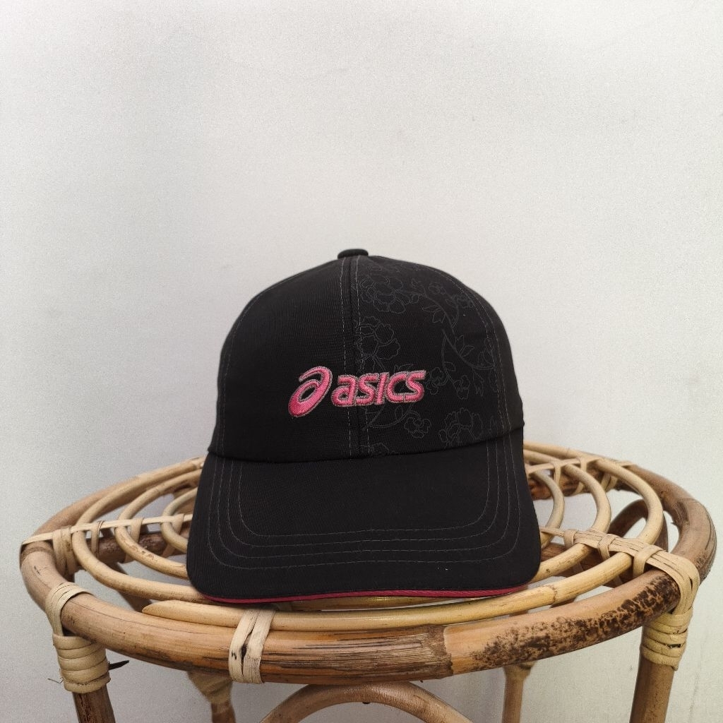 Topi Asics