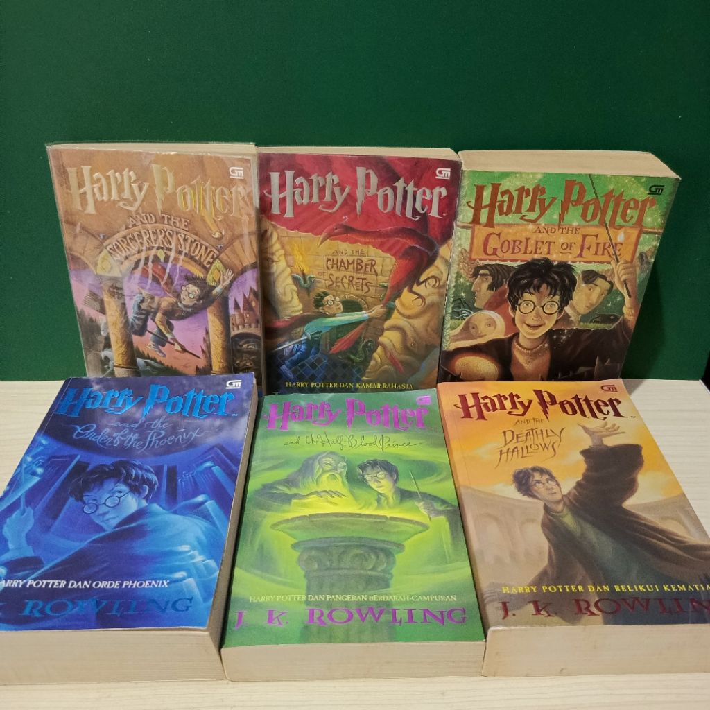 Preloved Original Novel Harry Potter Set 1-7 Cetakan Tahun 2000 (Minus Vol 4)