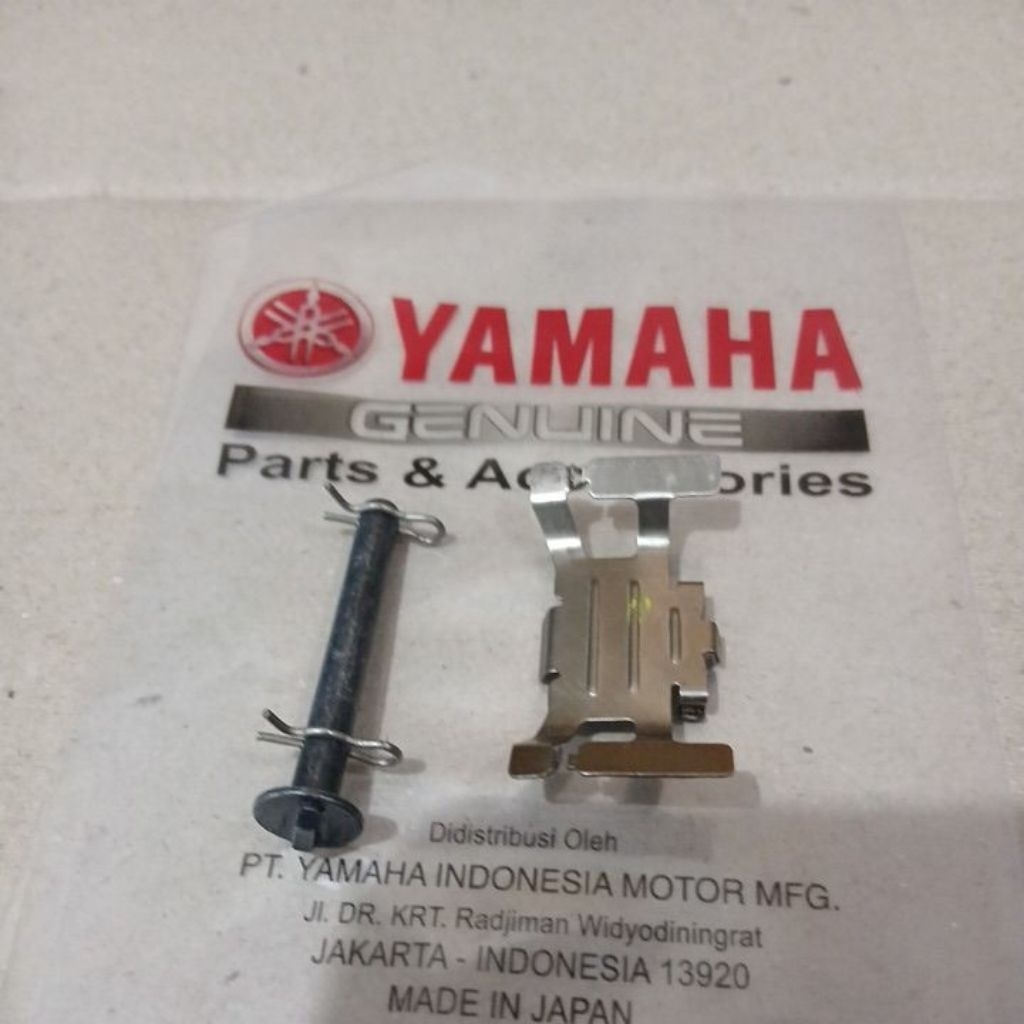 PLAT KAMPAS REM SET PEN TAHANAN KAMPAS REM MOTOR NMAX AEROX BELAKANG  ORI