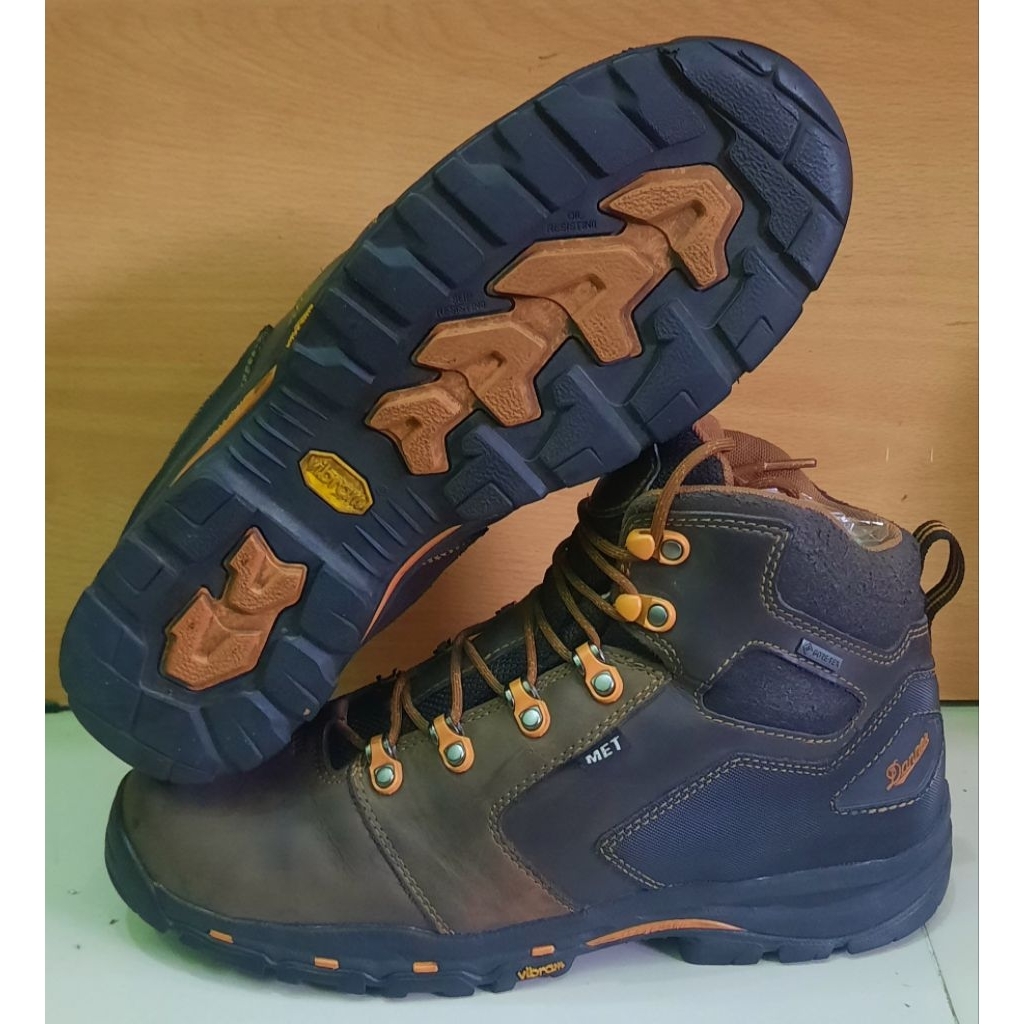 Sepatu Safety Danner Vibram 45