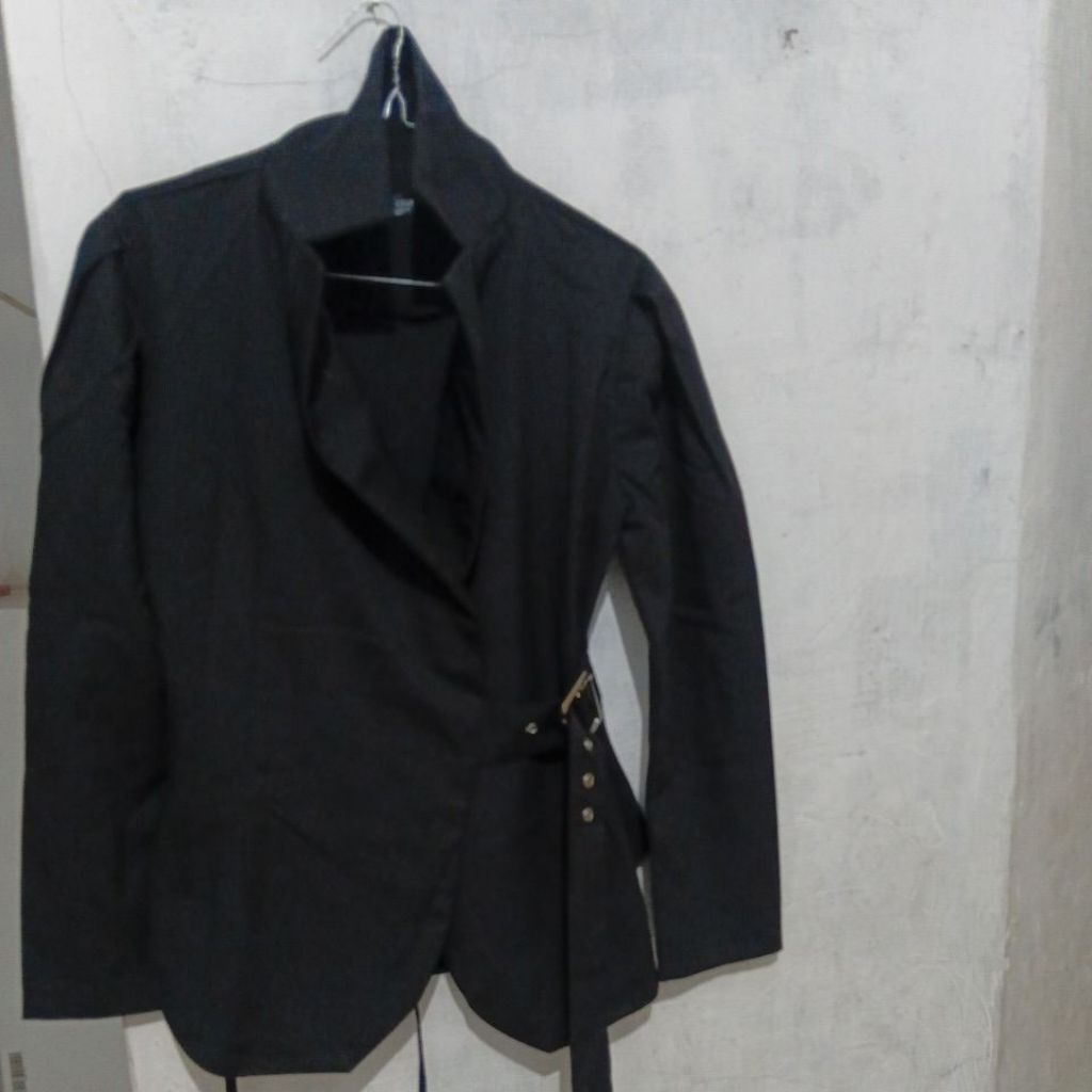 Jas Blazer Hitam Preloved