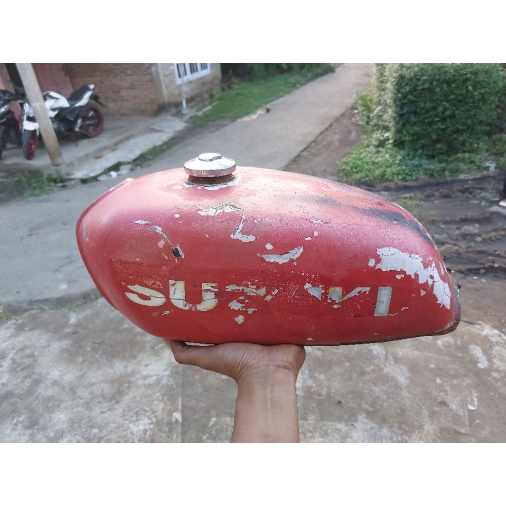 Tangki Tengki Suzuki GT Twin 185 Original Bahan