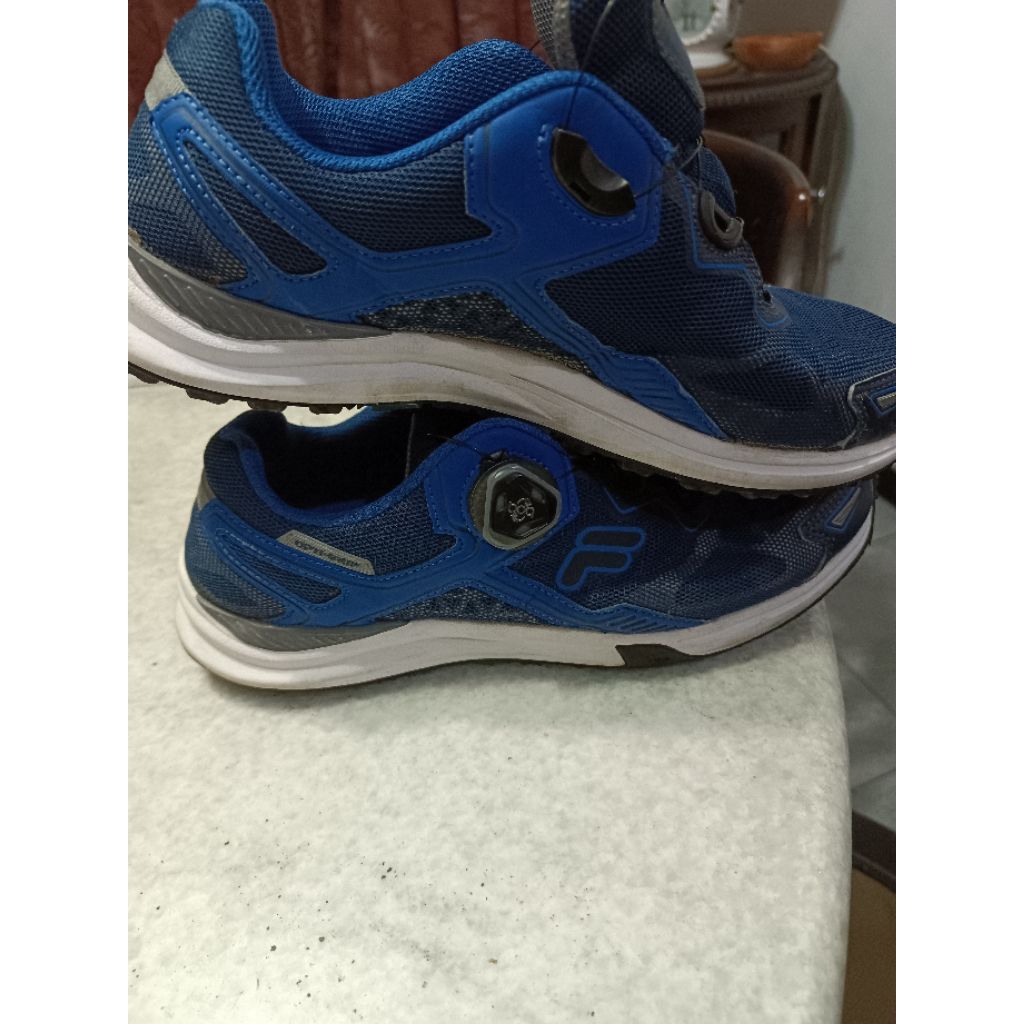 Sepatu FILA trail run BOA Biru size 41 insole 260 koleksi pribadi