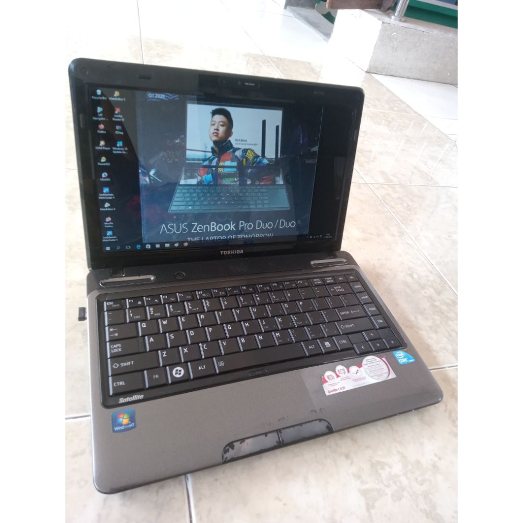 laptop toshiba L630 core i3 intel