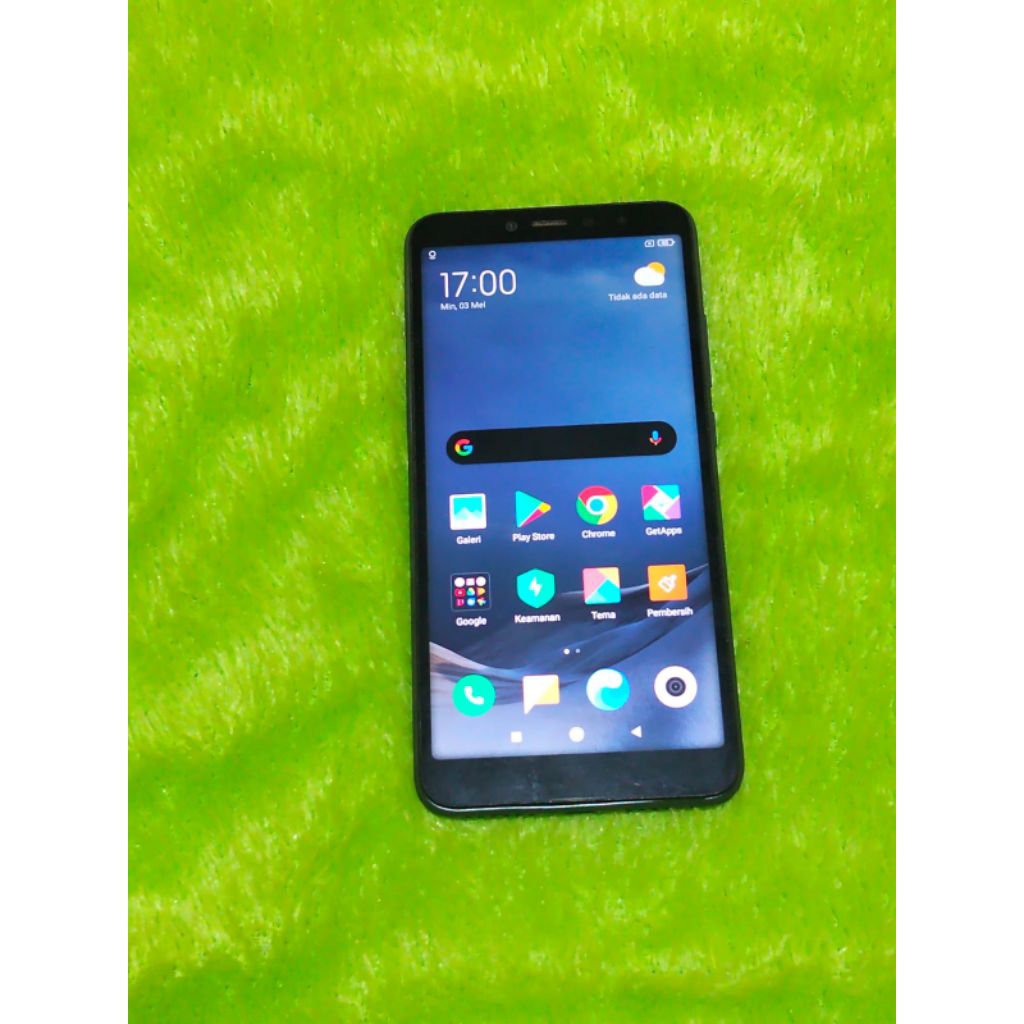 Di jual MURAH HP Redmi S2 RAM 3/32 Barang Bagus Kondisi Normal Siap Pakai