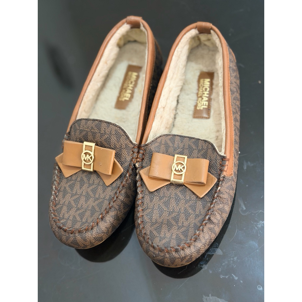 preloved sepatu MK Michael Kors size 36
