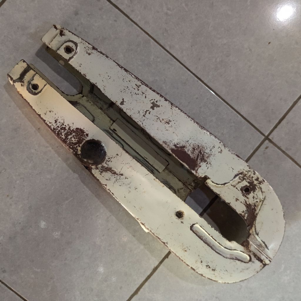 Tutup Rantai Katengkas Yamaha V75 V80 Original Copotan