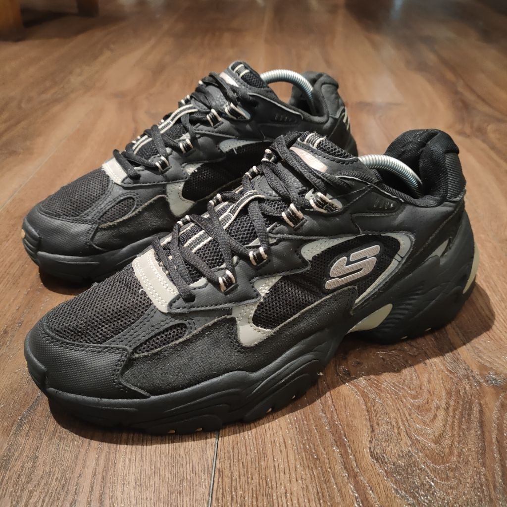(Preloved) Sepatu Skechers Stamina V2 Size 42