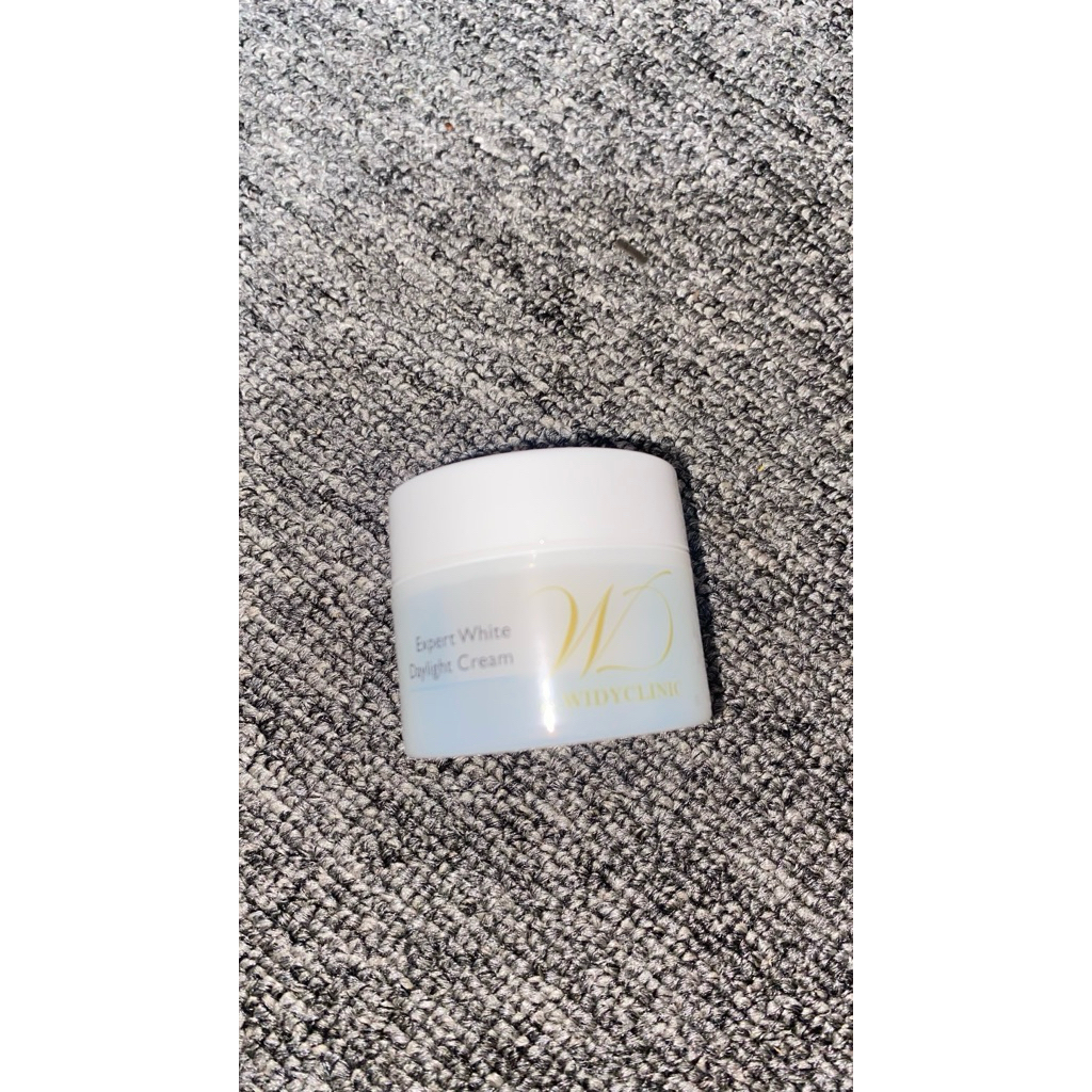 PRELOVED White Day Cream Flek Glowing dr Widy Clinic Krim Pagi Siang Wajah Mencerahkan BPOM Formulas
