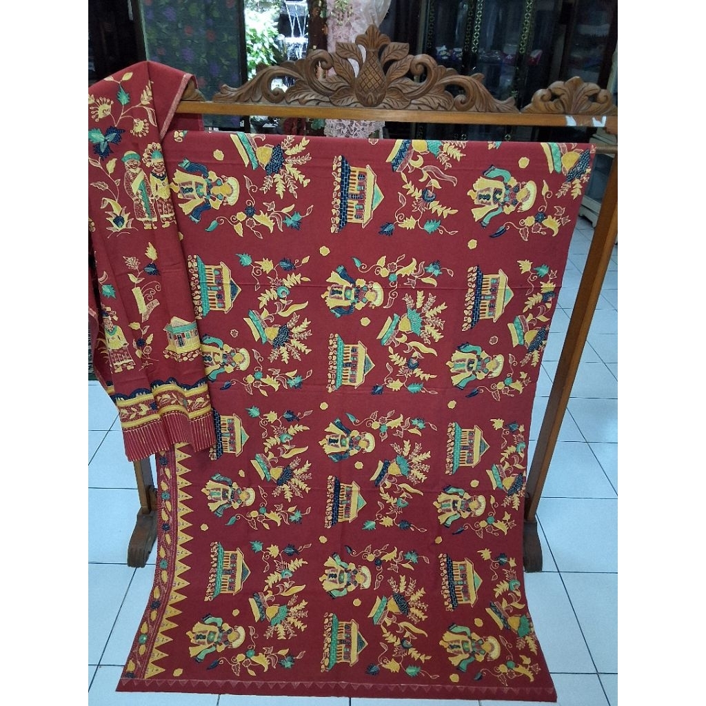 Kain Panjang Batik Motif Ondel-Ondel/Kain Batik Ondel-Ondel/Kain Batik Betawi/Kain Batik Icon Betawi
