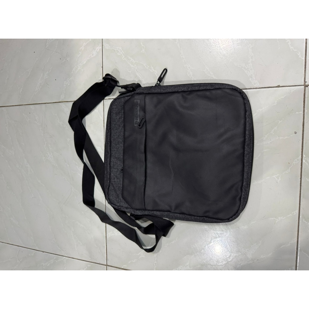 TAS BERMERAK BEAN POLE HITAM ORIGINAL