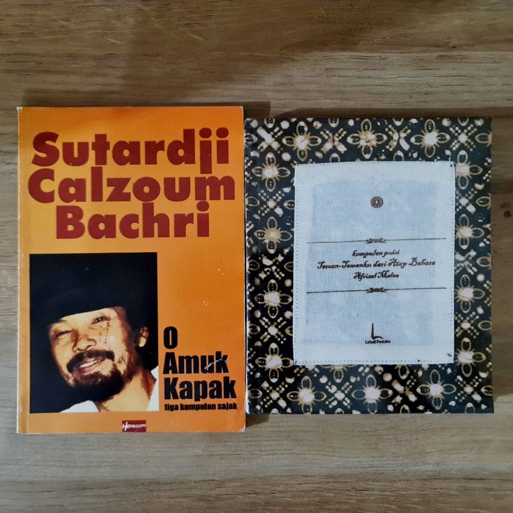 Pesanan "O Amuk Kapak di Atap Bahasa"