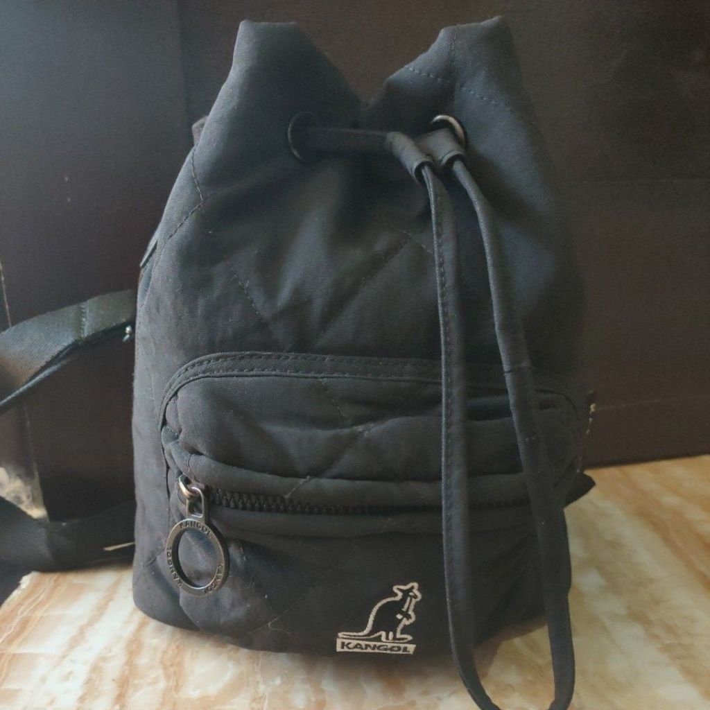 Kangol Sling Serut